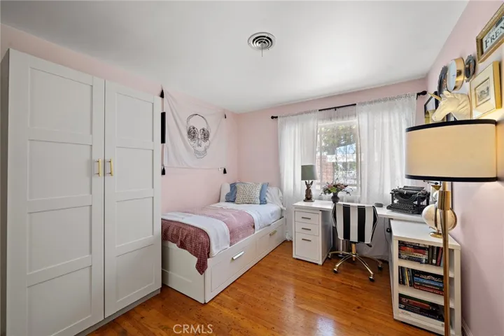 Guest Bedroom 1