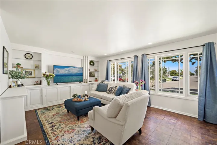 18775 Santa Mariana, Fountain Valley, California 92708