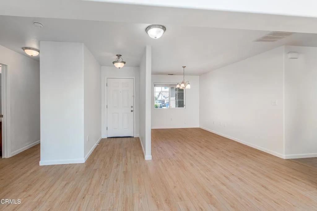 11_living_room_1