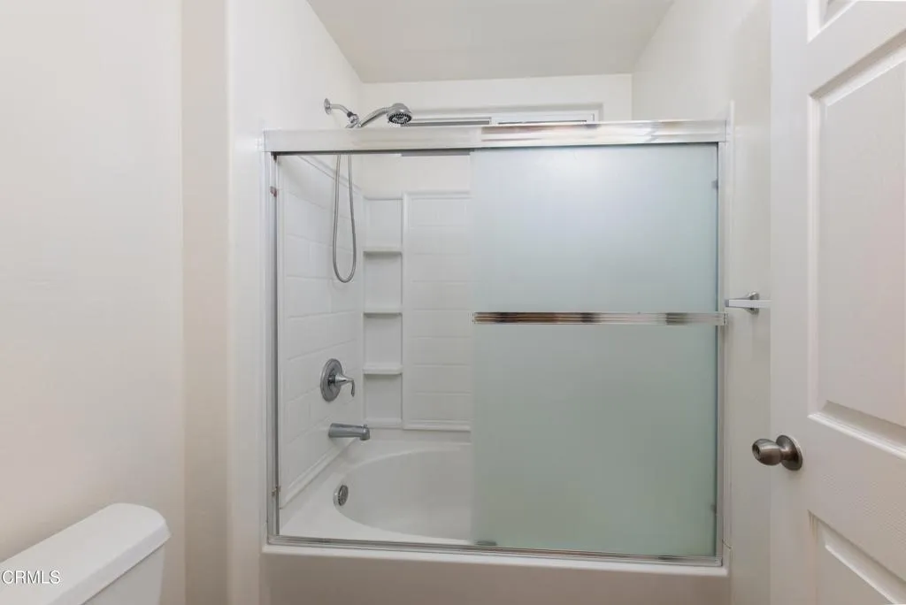 27_master_bathroom_3