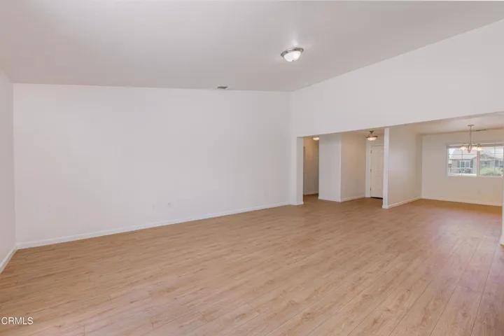13_living_room_3