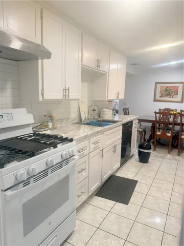 2618 W Stonybrook Drive, Anaheim, California 92804