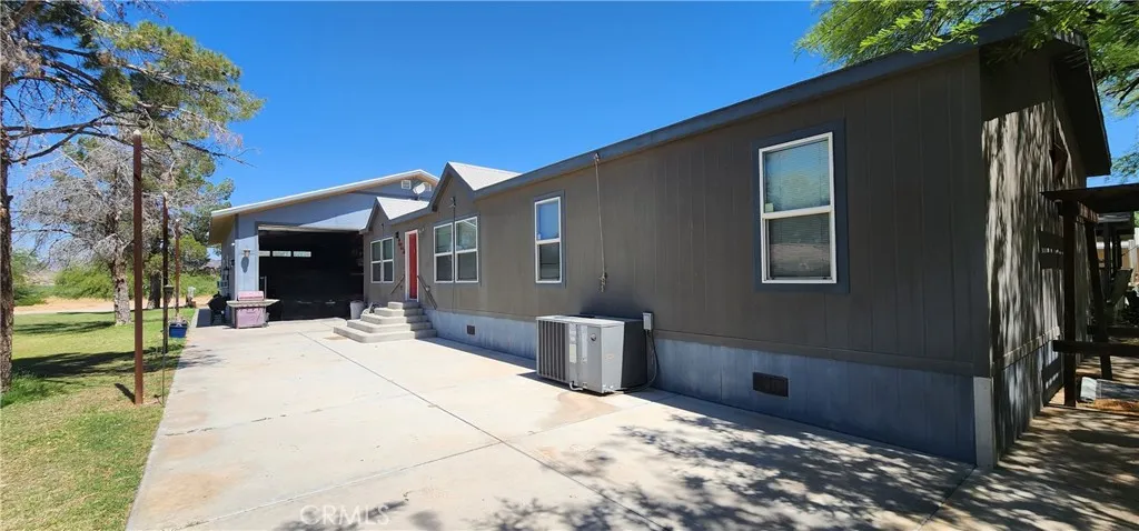 Front of the house facing the garage