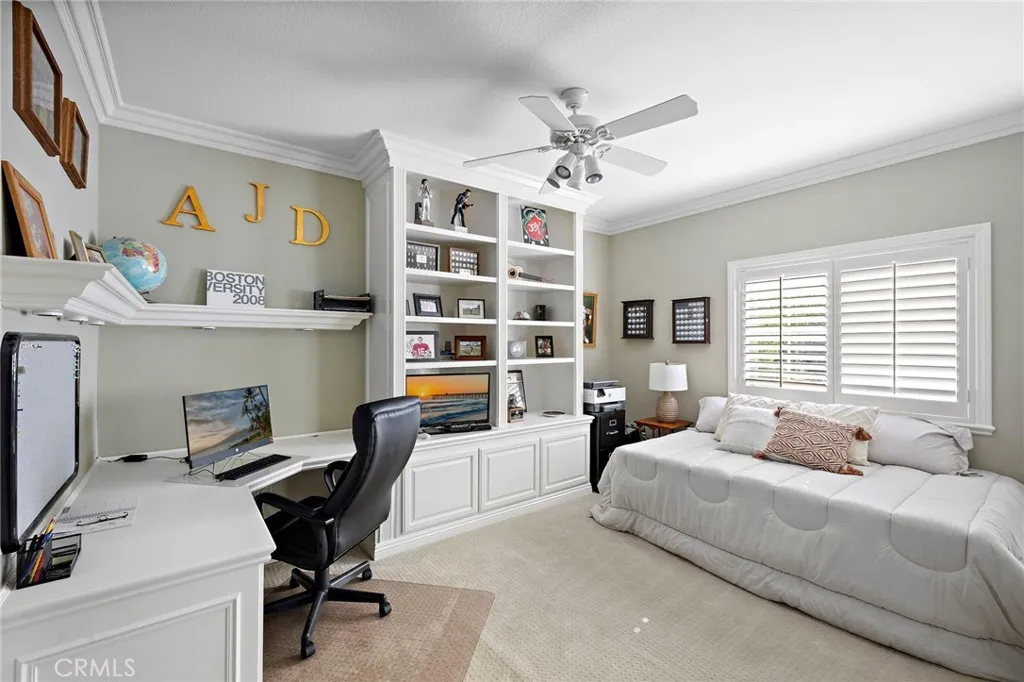 Secondary Bedroom with ensuite bath and built-ins