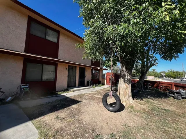1011 W Avenue H12, Lancaster, California 93534