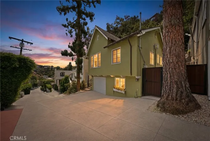 6182 Glen Oak St, Los Angeles, California 90068