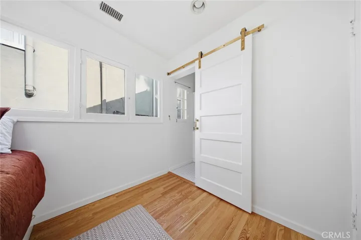 6182 Glen Oak St, Los Angeles, California 90068