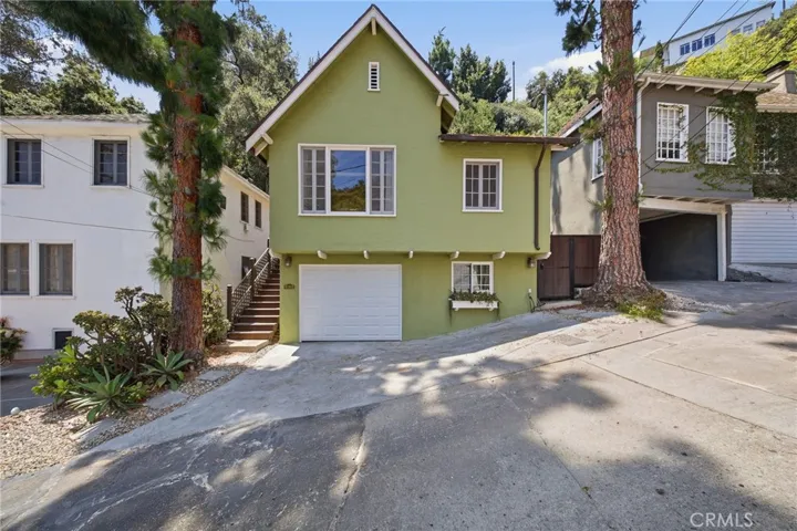 6182 Glen Oak St, Los Angeles, California 90068