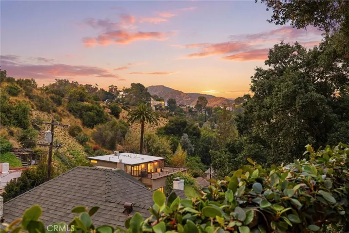 6182 Glen Oak St, Los Angeles, California 90068