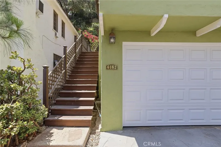 6182 Glen Oak St, Los Angeles, California 90068