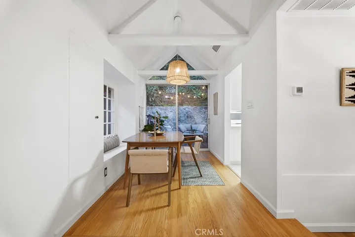6182 Glen Oak St, Los Angeles, California 90068