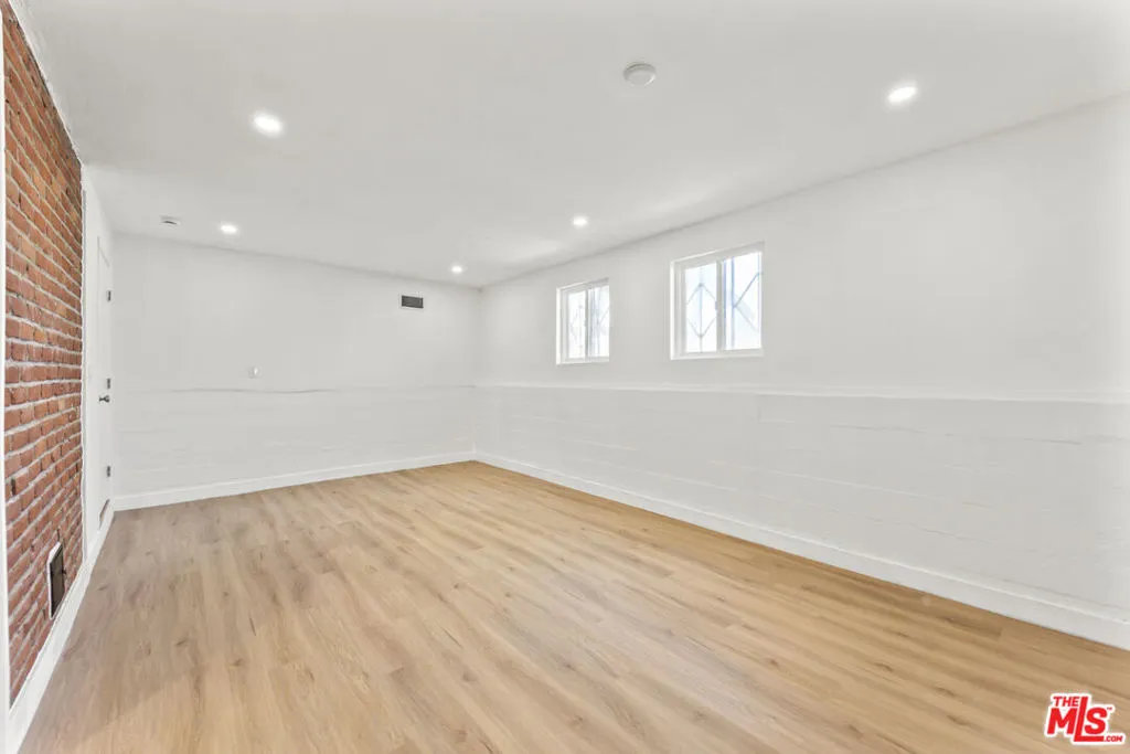 Ground floor extra living spac
