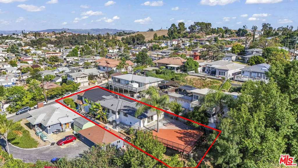 Aerial photo with red border a