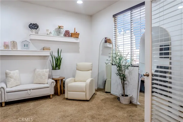 9068 Chimney Rock, Hesperia, California 92344