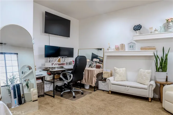 9068 Chimney Rock, Hesperia, California 92344