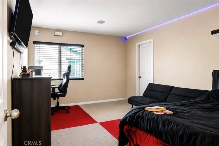 9068 Chimney Rock, Hesperia, California 92344
