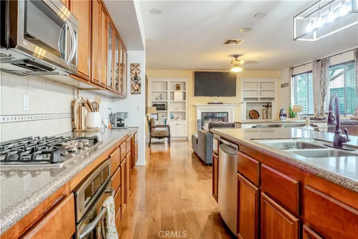 9068 Chimney Rock, Hesperia, California 92344