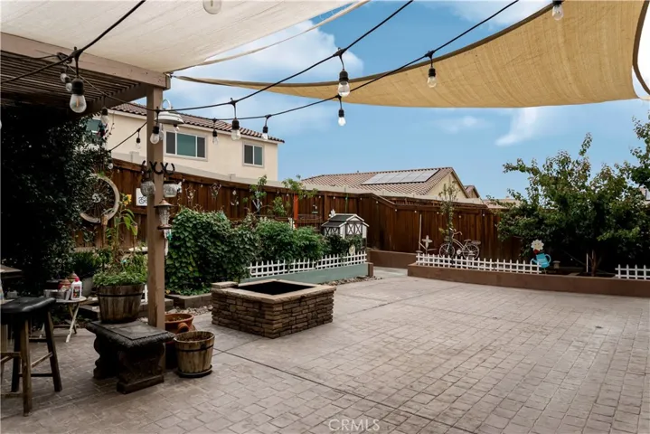 9068 Chimney Rock, Hesperia, California 92344