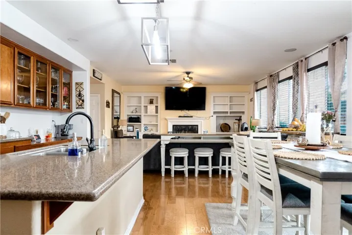 9068 Chimney Rock, Hesperia, California 92344