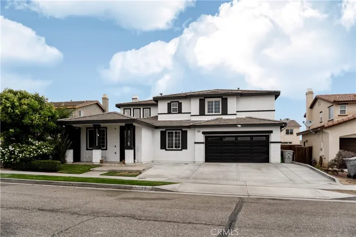 9068 Chimney Rock, Hesperia, California 92344