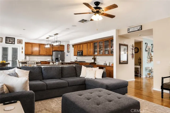 9068 Chimney Rock, Hesperia, California 92344