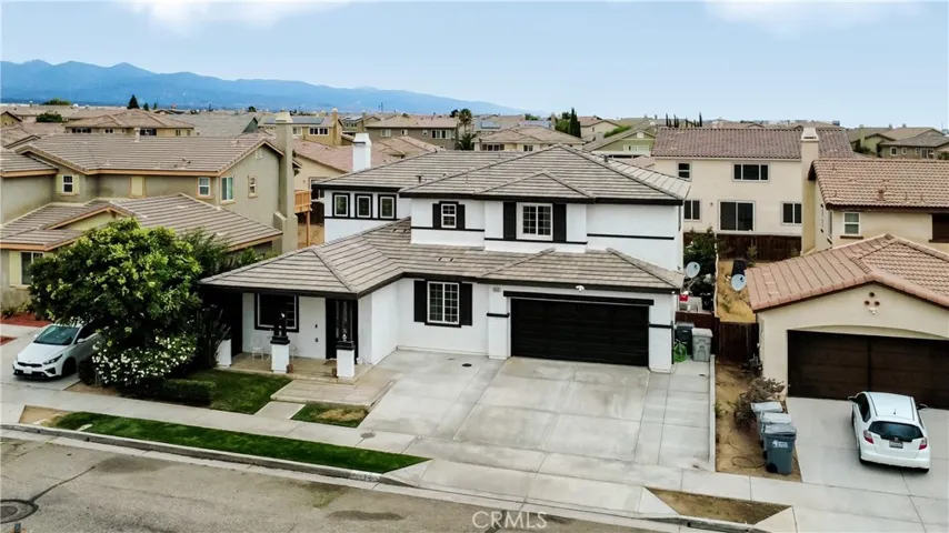 9068 Chimney Rock, Hesperia, California 92344