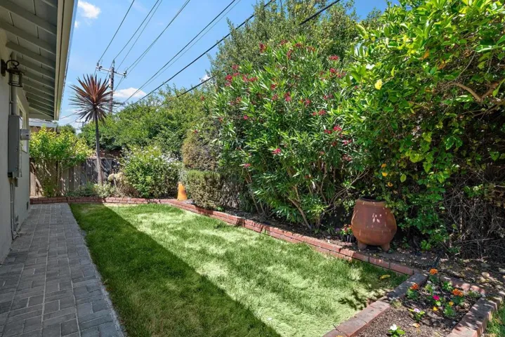 1203 Annapolis Drive, San Mateo, California 94403