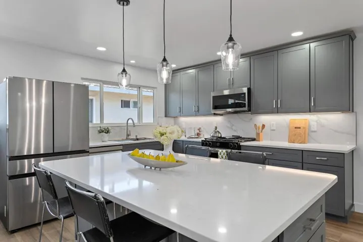 1203 Annapolis Drive, San Mateo, California 94403