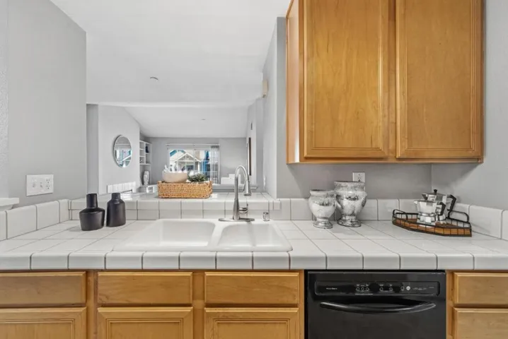 609 Arcadia Terrace 303, Sunnyvale, California 94085
