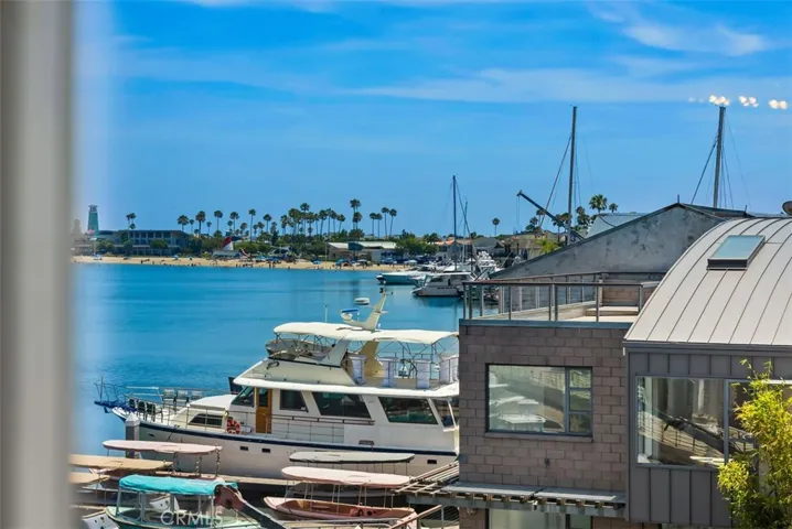 2600 Newport, Newport Beach, California 92663