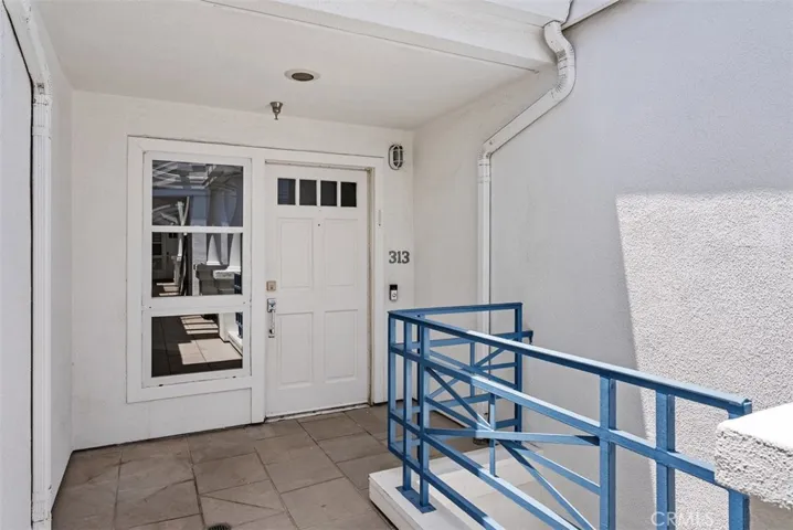 2600 Newport, Newport Beach, California 92663