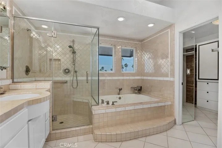 2600 Newport, Newport Beach, California 92663