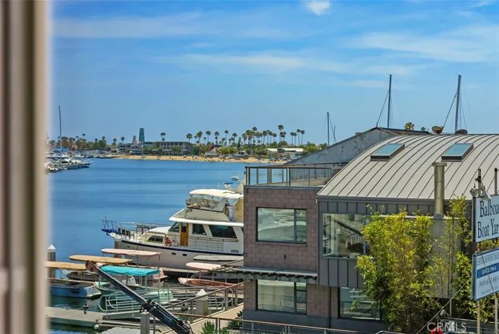 2600 Newport, Newport Beach, California 92663