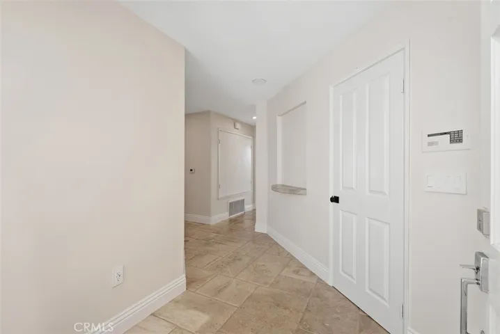 2600 Newport, Newport Beach, California 92663
