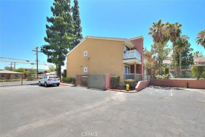 760 Rimpau 102, Corona, California 92879