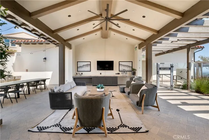 21611 Canyon Cove, Chatsworth, California 91311