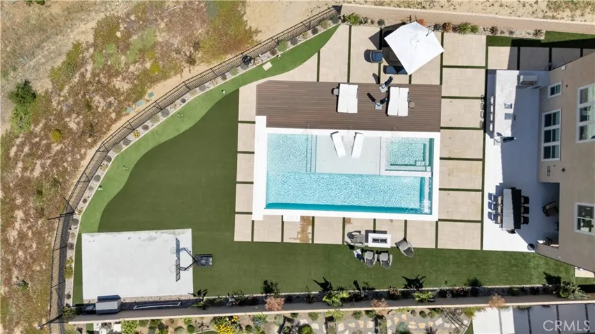 21611 Canyon Cove, Chatsworth, California 91311
