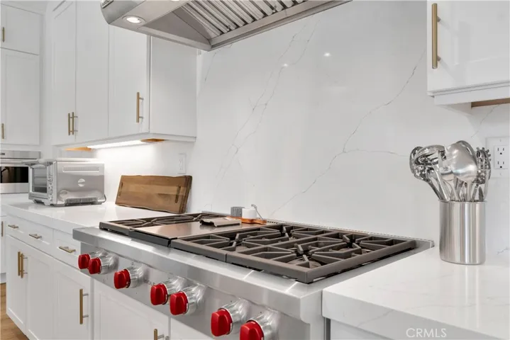 21611 Canyon Cove, Chatsworth, California 91311