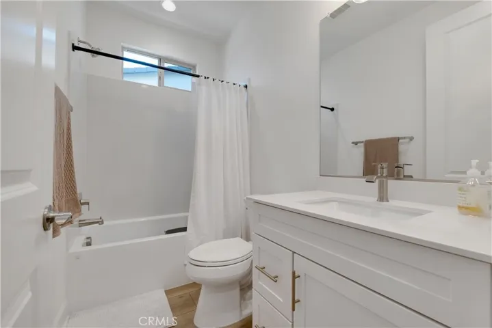 21611 Canyon Cove, Chatsworth, California 91311