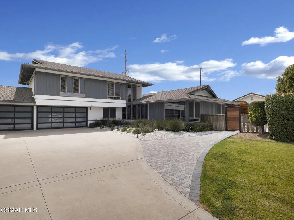 690 Valley Vista Drive