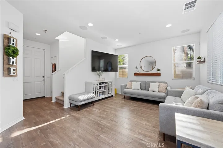 1351 Bonnie Cove, Glendora, California 91740