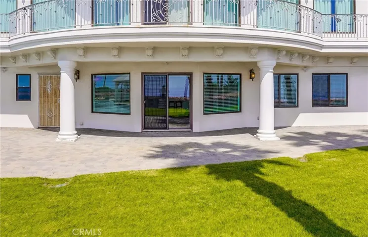 2045 W Paseo Del Mar, San Pedro, California 90732