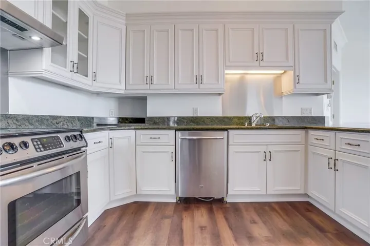 2045 W Paseo Del Mar, San Pedro, California 90732