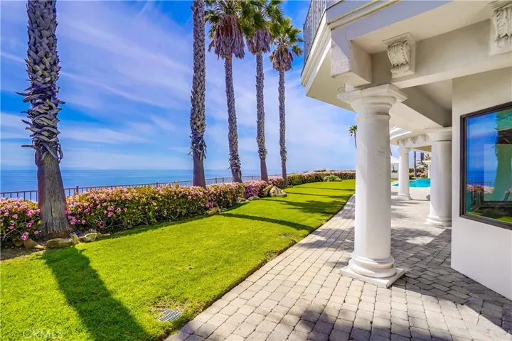 2045 W Paseo Del Mar, San Pedro, California 90732