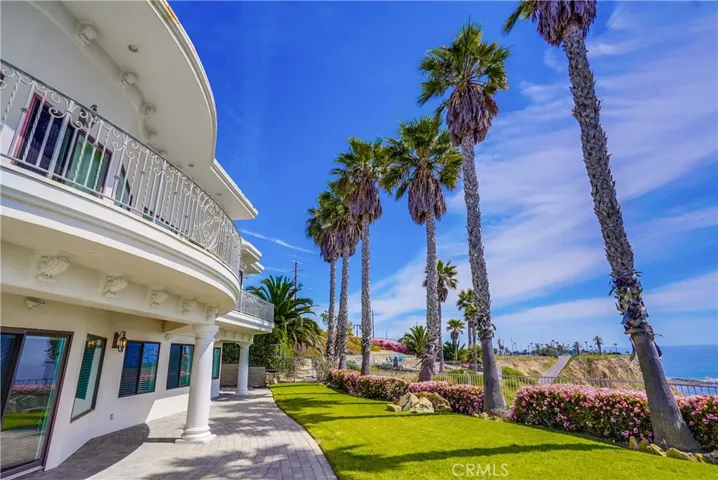 2045 W Paseo Del Mar, San Pedro, California 90732