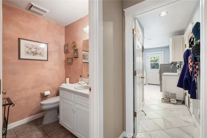 41723 Yosemite Pines, Oakhurst, California 93644