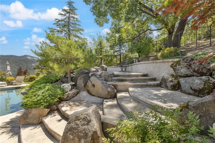 41723 Yosemite Pines, Oakhurst, California 93644
