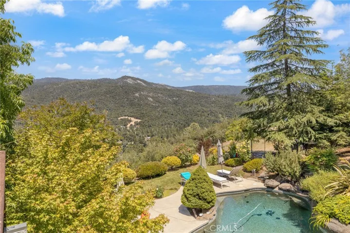 41723 Yosemite Pines, Oakhurst, California 93644