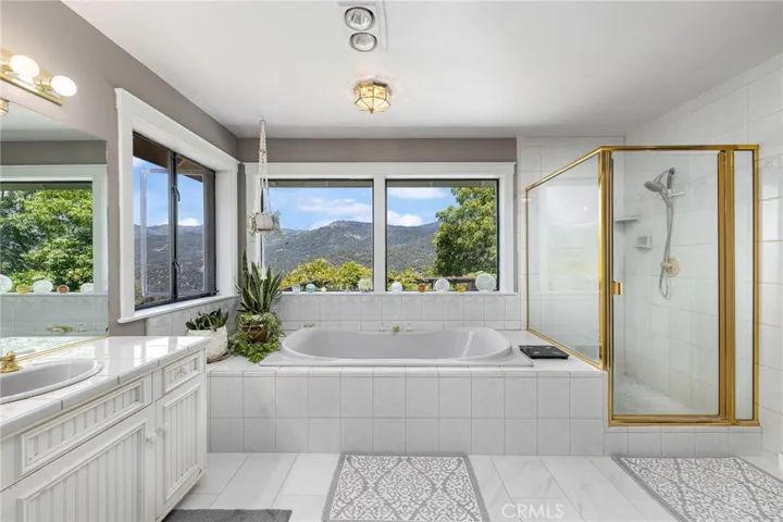 41723 Yosemite Pines, Oakhurst, California 93644