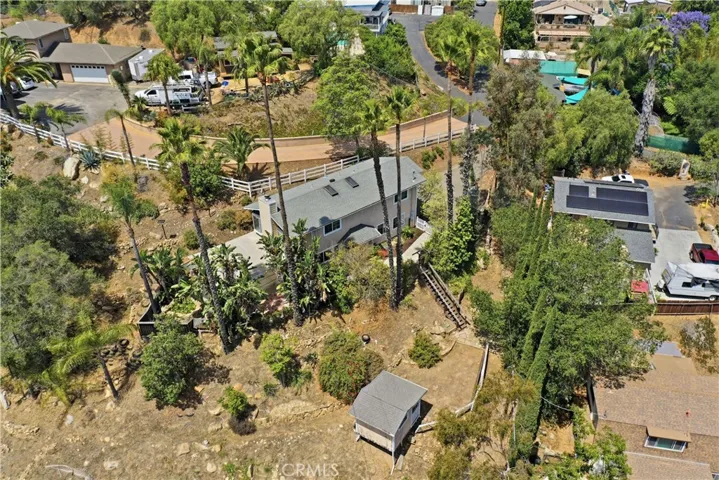 717 Porter Road, Fallbrook, California 92028